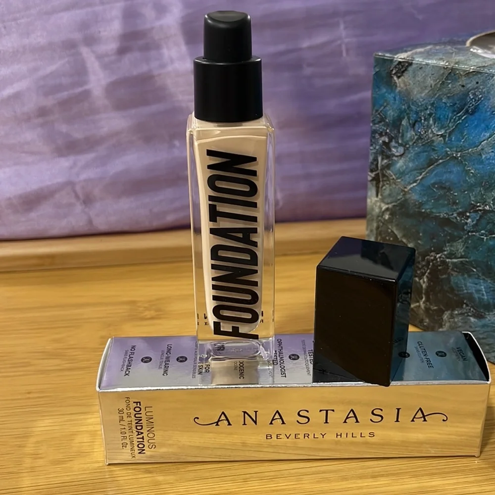 ANASTASIA BEVERLY HILLS Luminous Foundation 120W